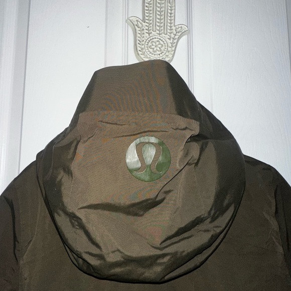 Lululemon Athletica Dark Green Winter Warrior Jacket - Picture 6 of 9